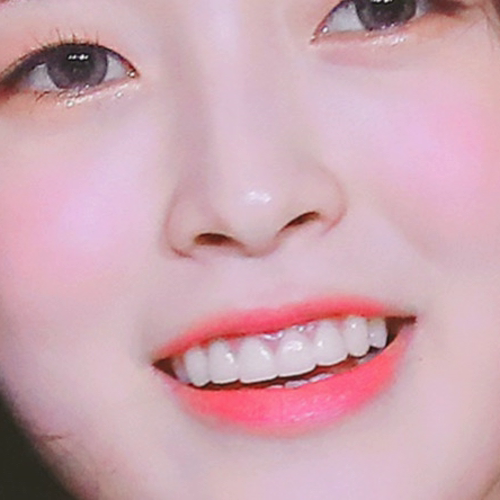 Behind-the-scenes cut of Arin