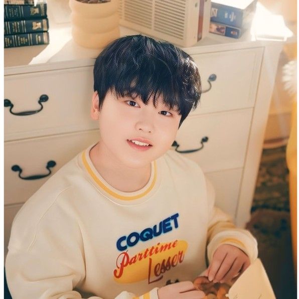 Recent activity shot of Park Sungon