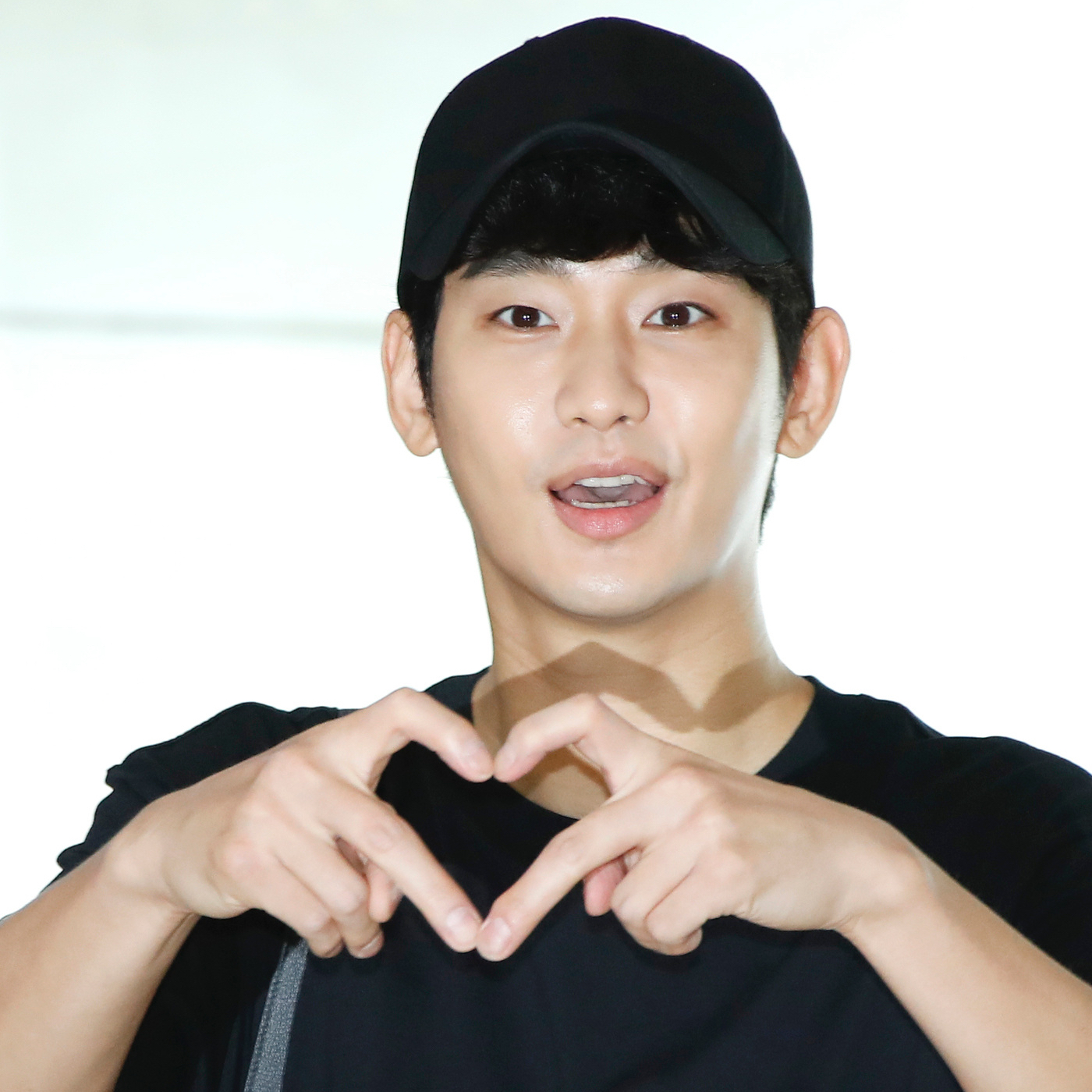 A moment captured by a fan of Kim Soohyun