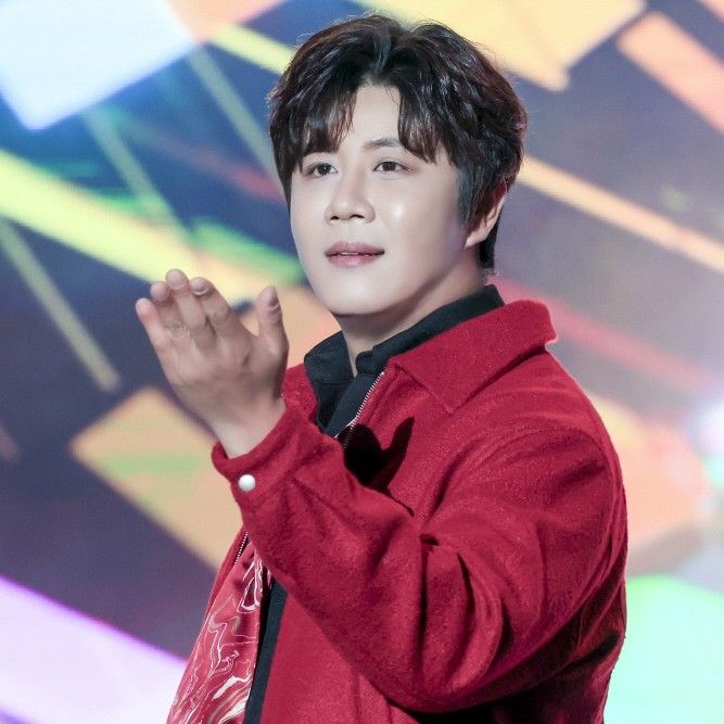 Recent activity shot of Jin Haesung