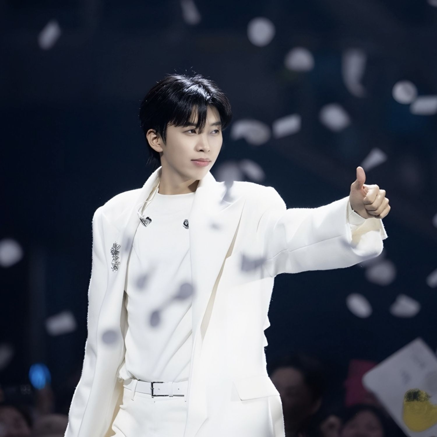 A moment captured by a fan of Lim Youngwoong