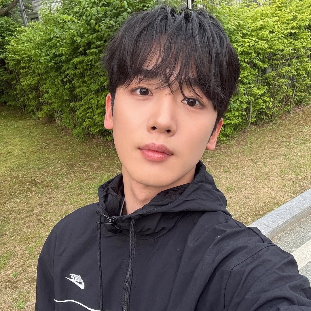 Recent activity shot of Kim Yohan