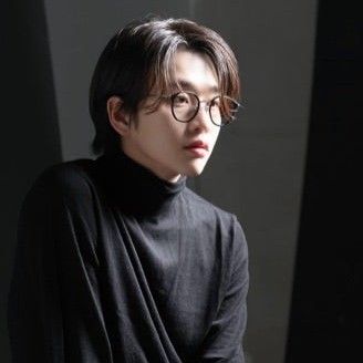 Kim Yoonwoo的最新照片
