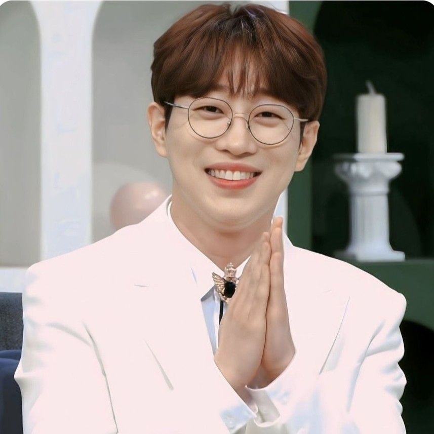 Behind-the-scenes cut of An Sunghoon