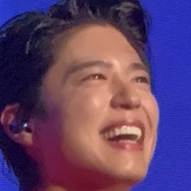 A moment captured by a fan of Park Bogum