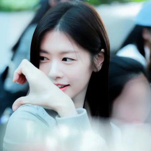 Behind-the-scenes cut of Jung Somin