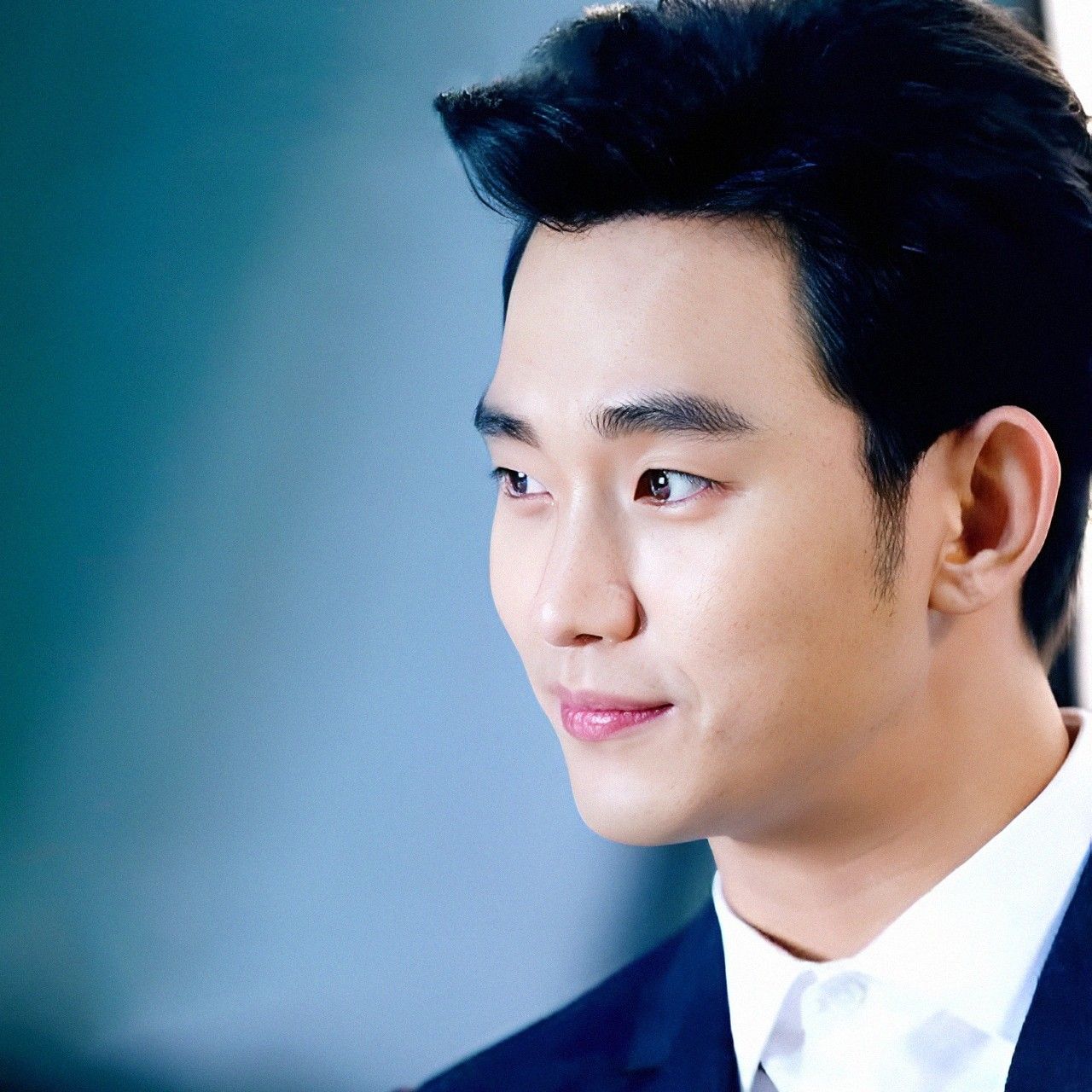 Recent activity shot of Kim Soohyun