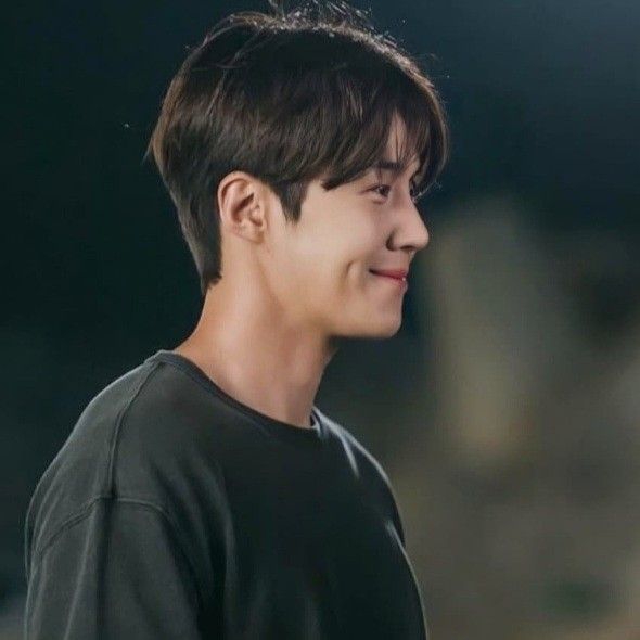 A moment captured by a fan of Kim Seonho