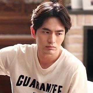 Latest photo of Lee Jinwook