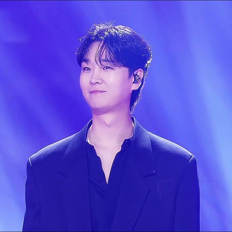 Recent activity shot of Song Minjun