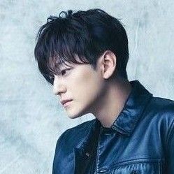 Momen yang diabadikan oleh penggemar Kim Bum