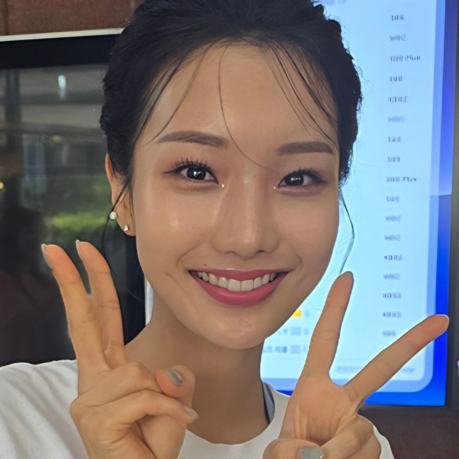 A moment captured by a fan of Kim Soyeon (2004)