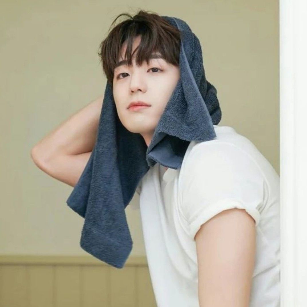 A moment captured by a fan of Kim Minkyu