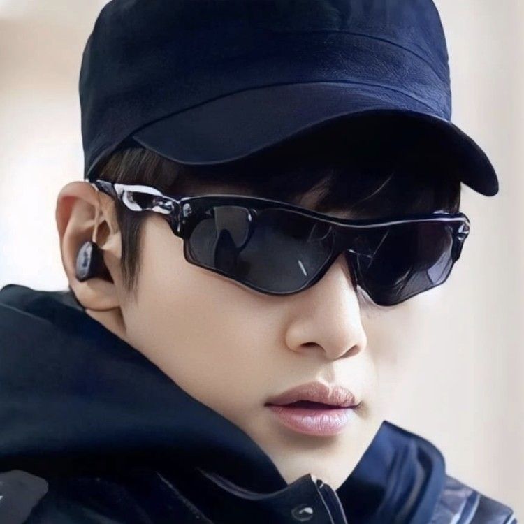 チ・チャンウクの最近の活動ショット