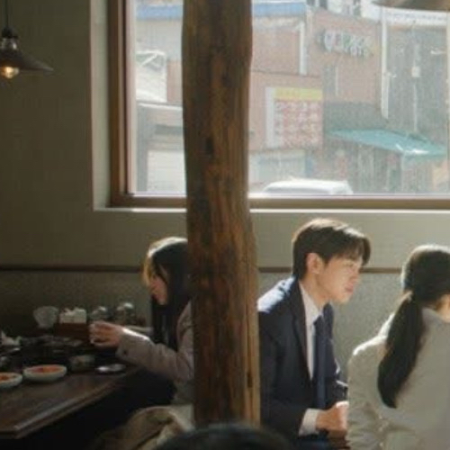 A moment captured by a fan of Mun Kayoung