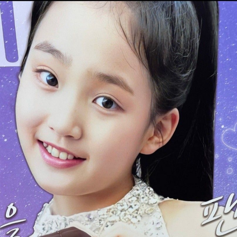 A moment captured by a fan of Kim Taeyeon