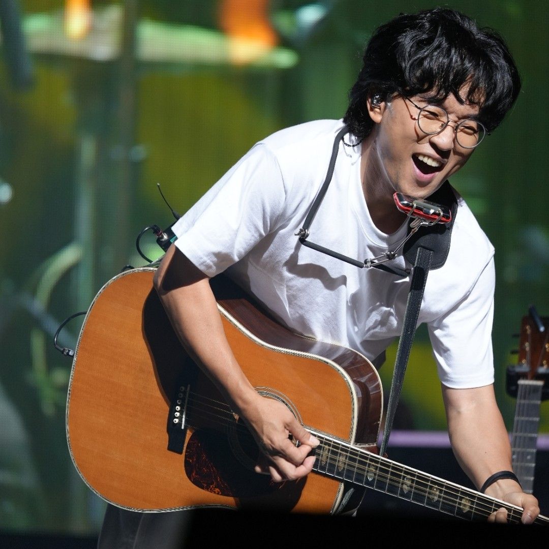 Behind-the-scenes cut of Bak Changgeun