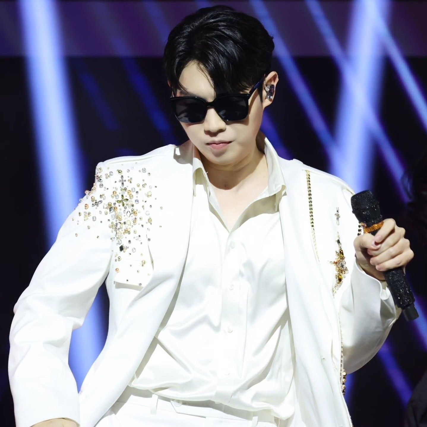 Behind-the-scenes cut of Son Taejin