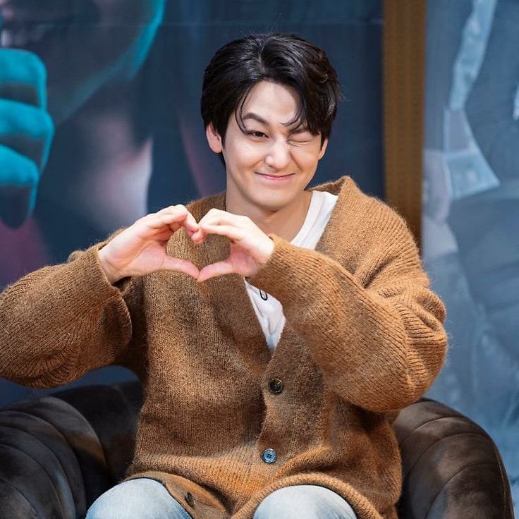 Latest photo of Kim Bum