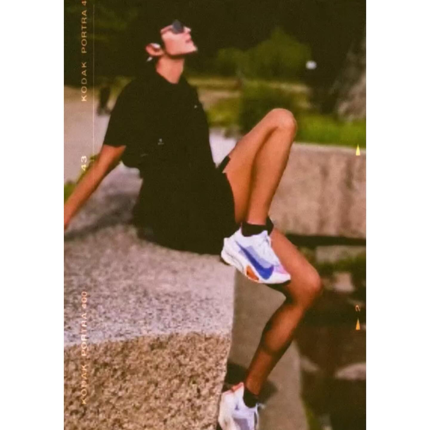 A moment captured by a fan of Lee Joongi