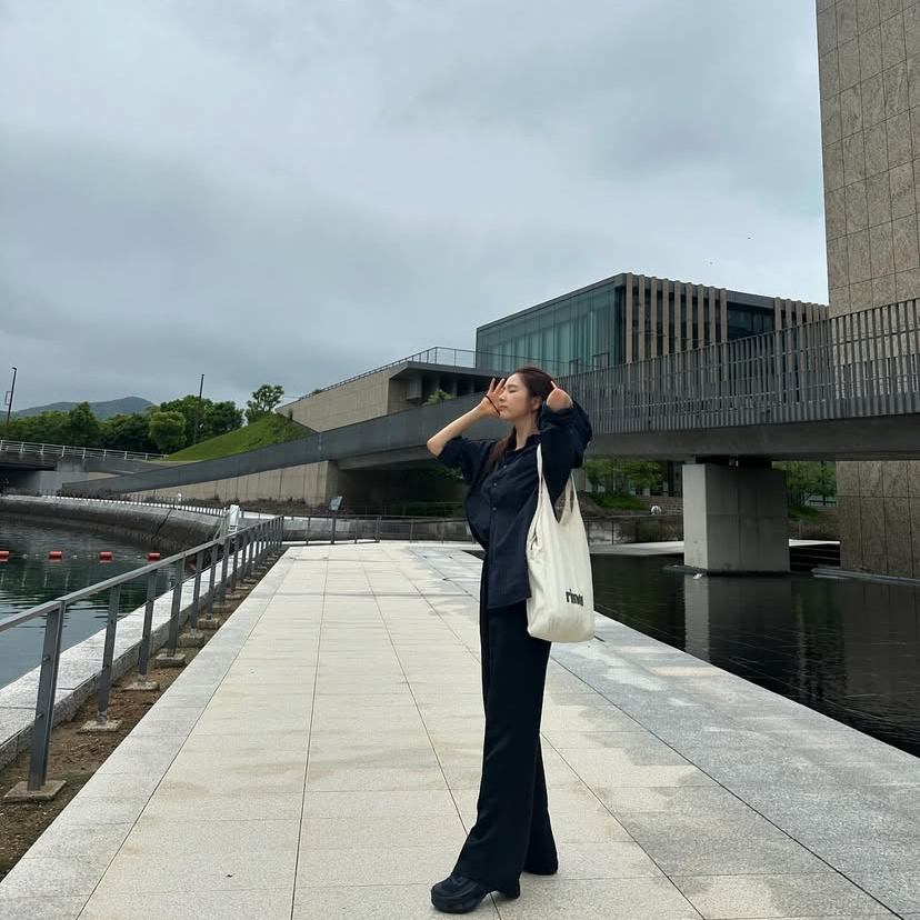 Behind-the-scenes cut of Shin Sekyung