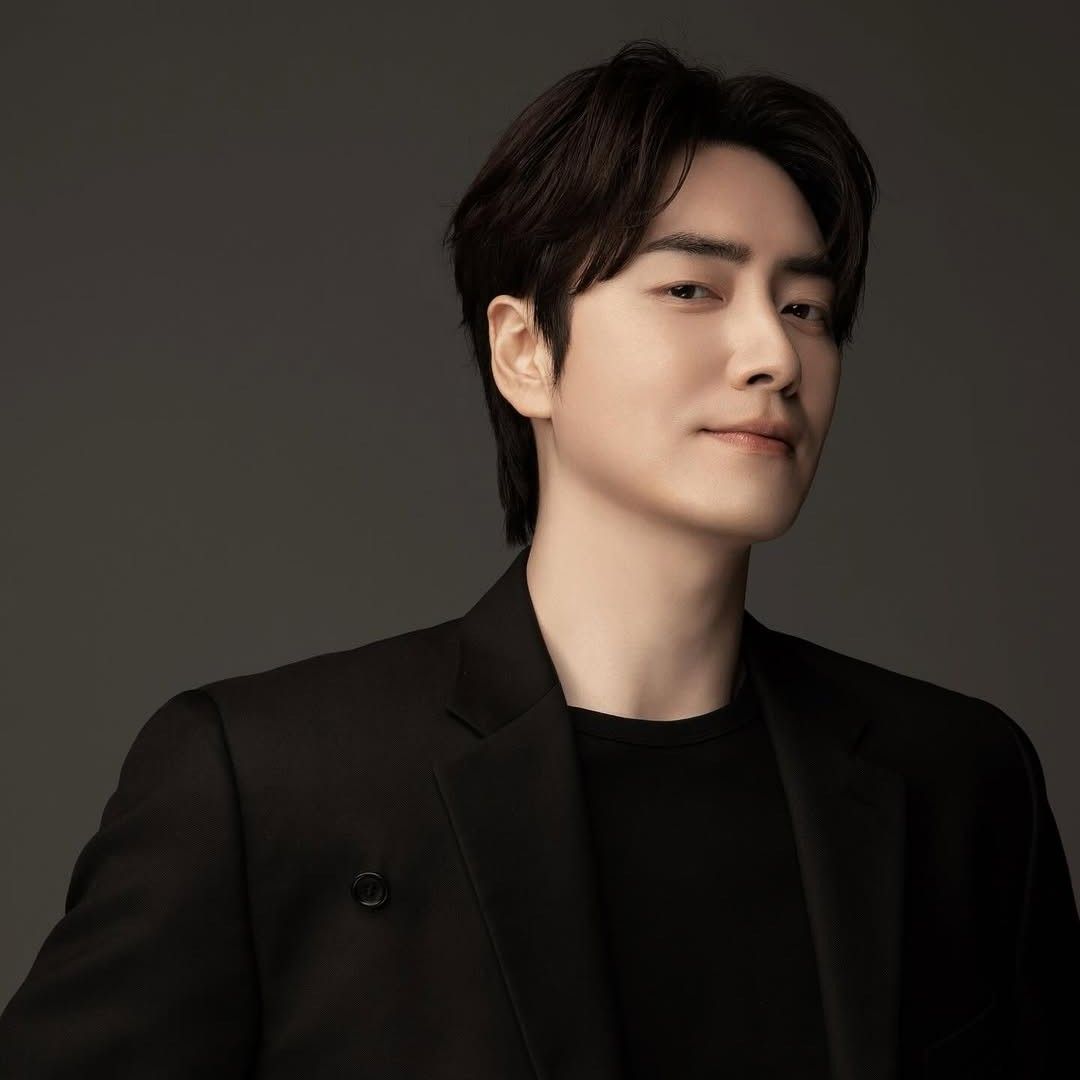 A moment captured by a fan of Lee Joonhyuk