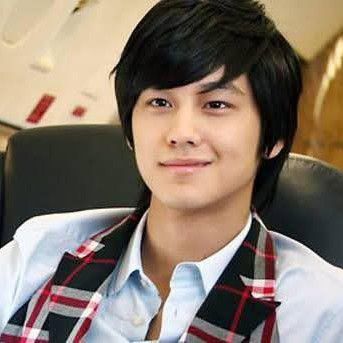 A moment captured by a fan of Kim Bum