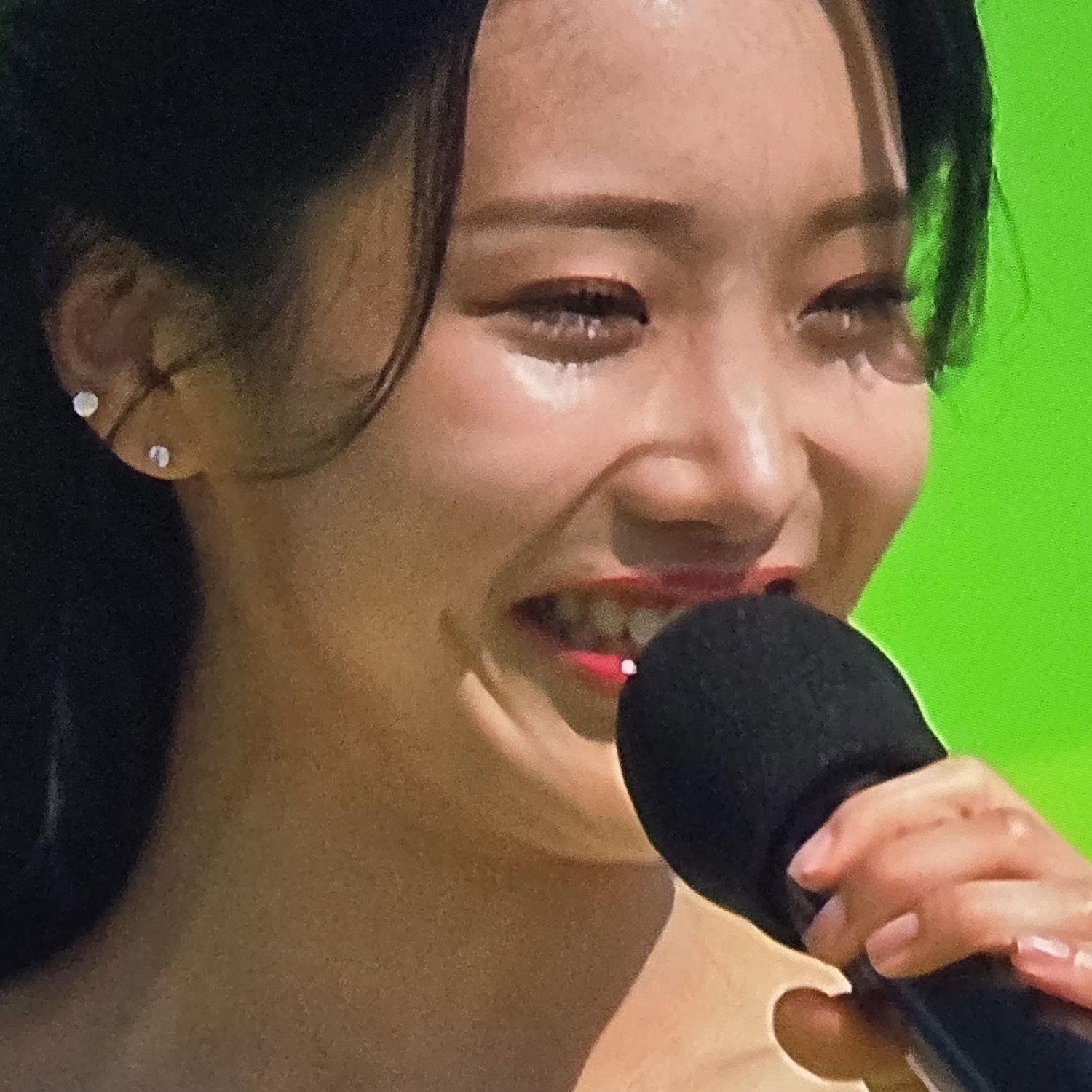 A moment captured by a fan of Kim Soyeon (2004)