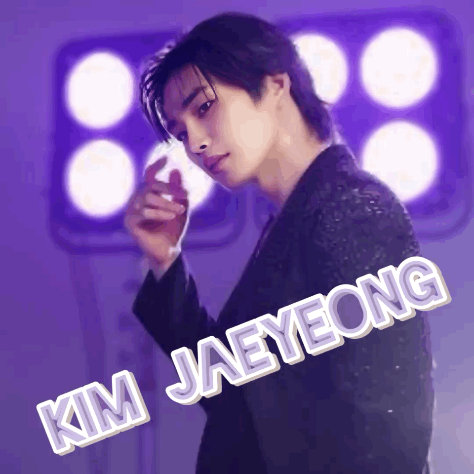 Behind-the-scenes cut of Kim Jaeyoung