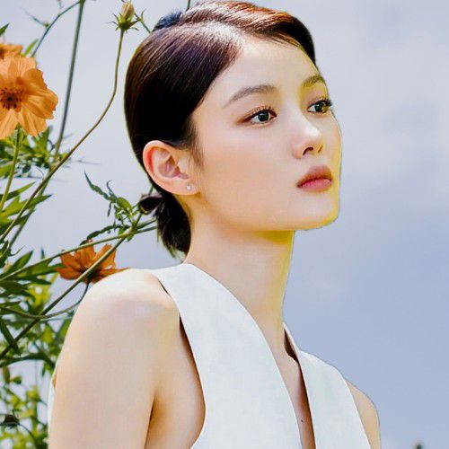Recent activity shot of Kim Youjung