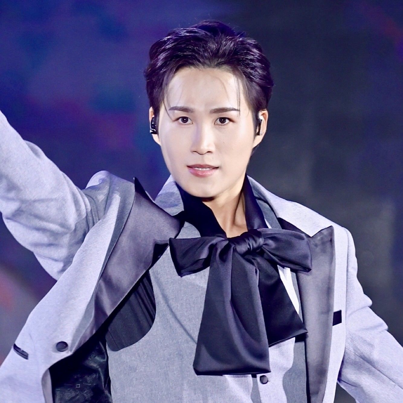 金熙栽的最新照片