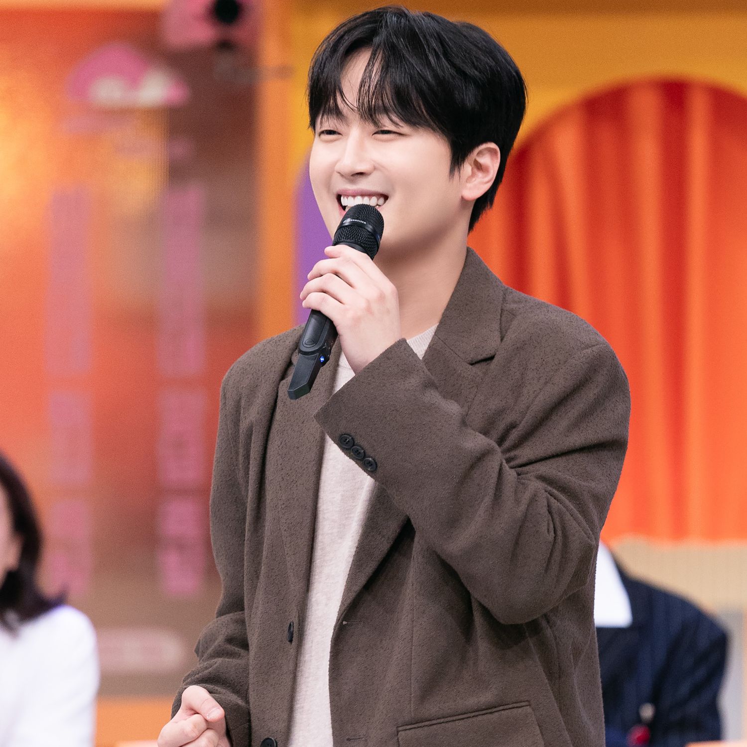 이찬원 최근 활동샷