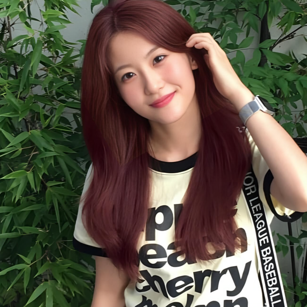 Behind-the-scenes cut of Oh Yujin