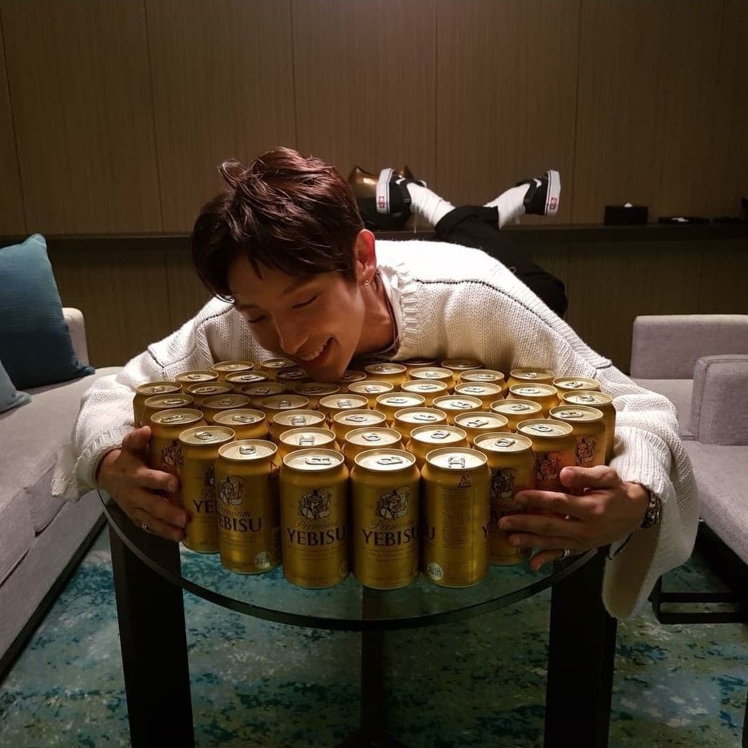 A moment captured by a fan of Lee Joongi