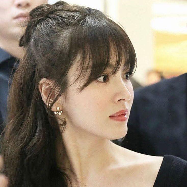 Recent activity shot of Song Hyekyo