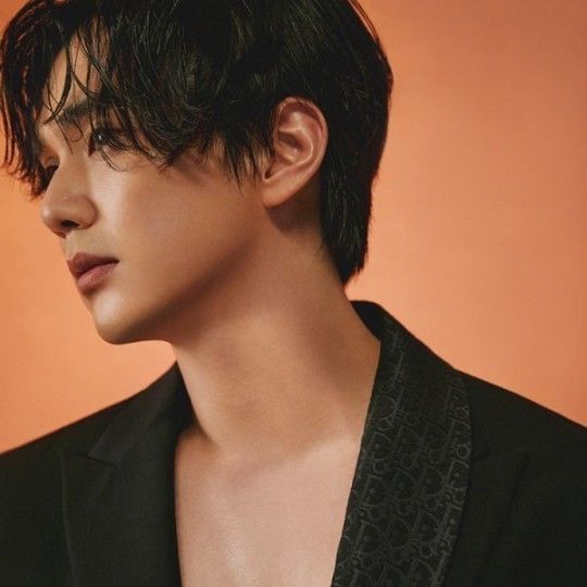 Recent activity shot of Yoo Seungho