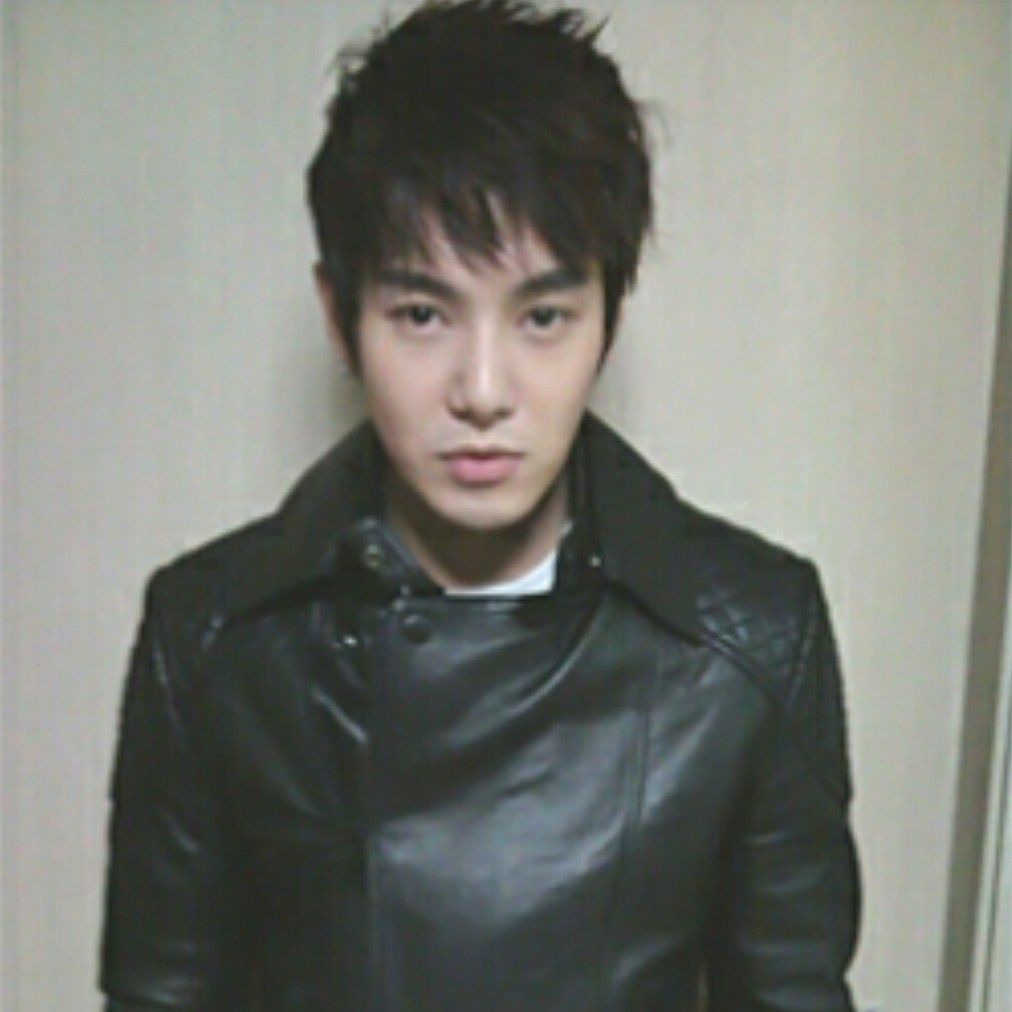 Recent activity shot of Hwanhee