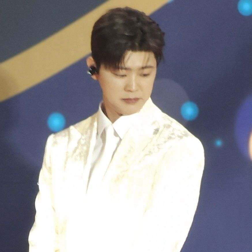 Behind-the-scenes cut of Park Jihyeon