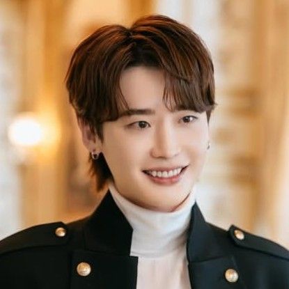 Latest photo of Lee Jongsuk