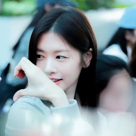 Behind-the-scenes cut of Jung Somin