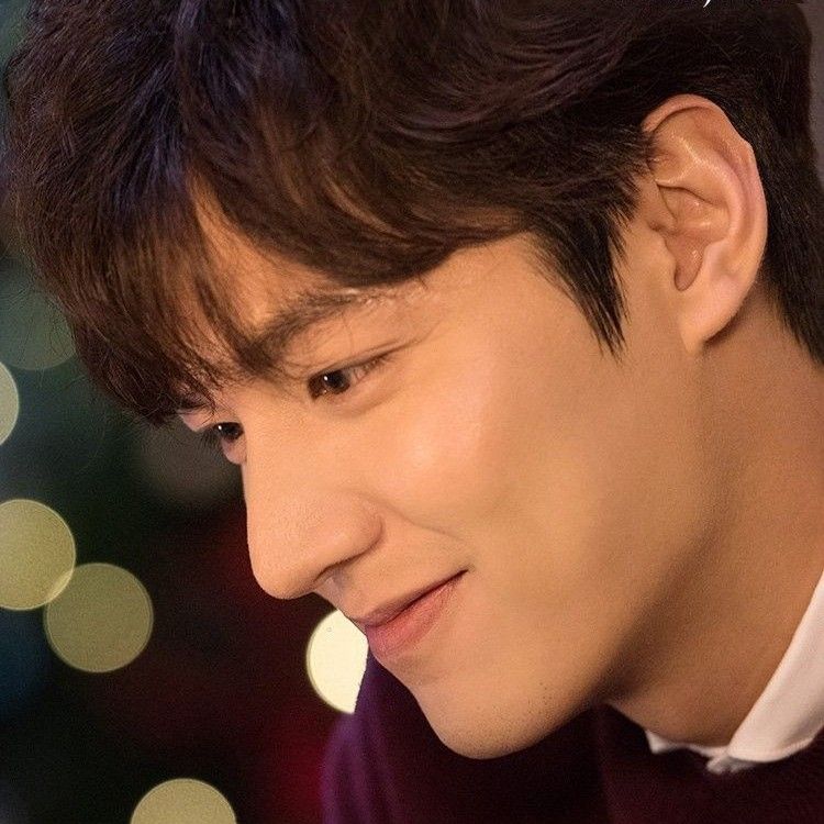 Recent activity shot of Lee Minho