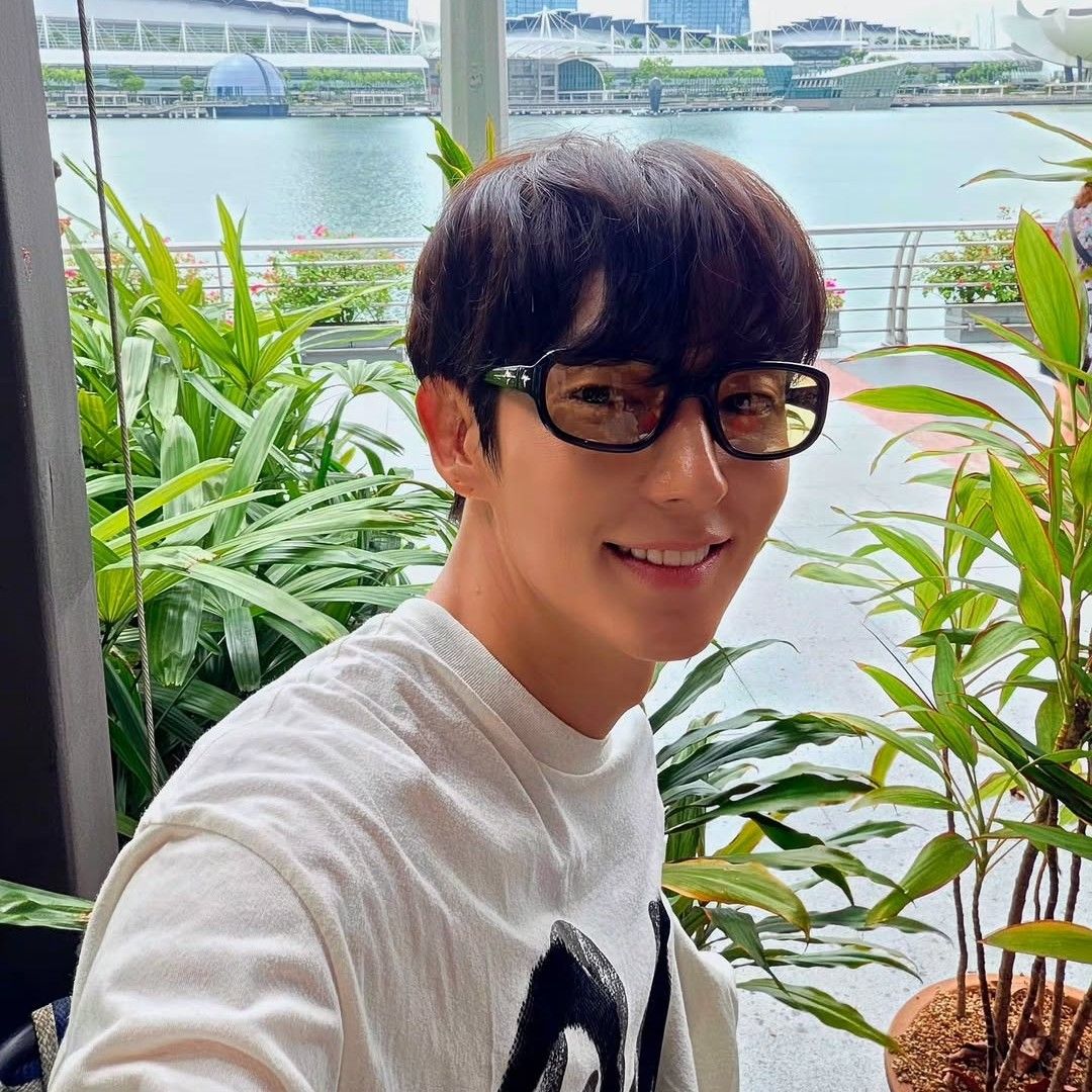 Recent activity shot of Lee Joongi