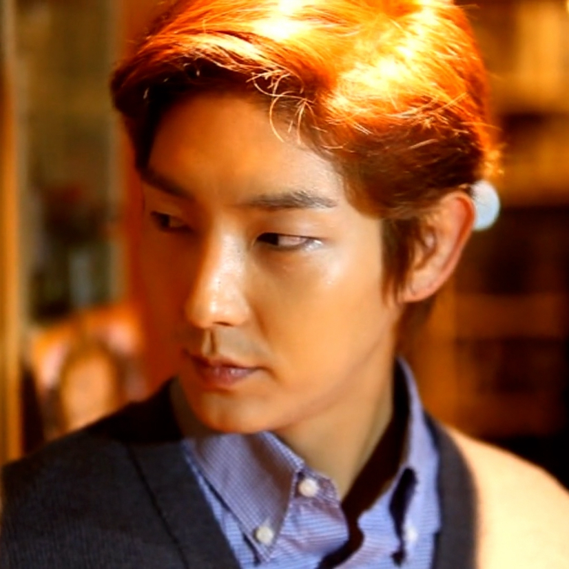 A moment captured by a fan of Lee Joongi