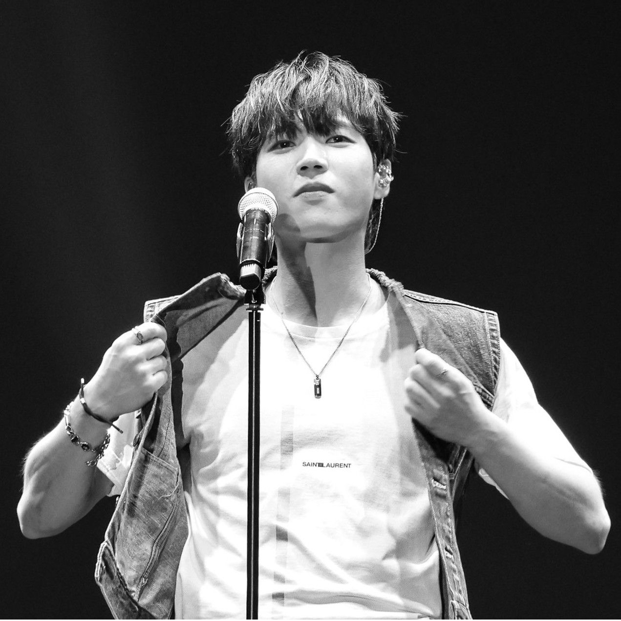 Behind-the-scenes cut of Nam Woohyun