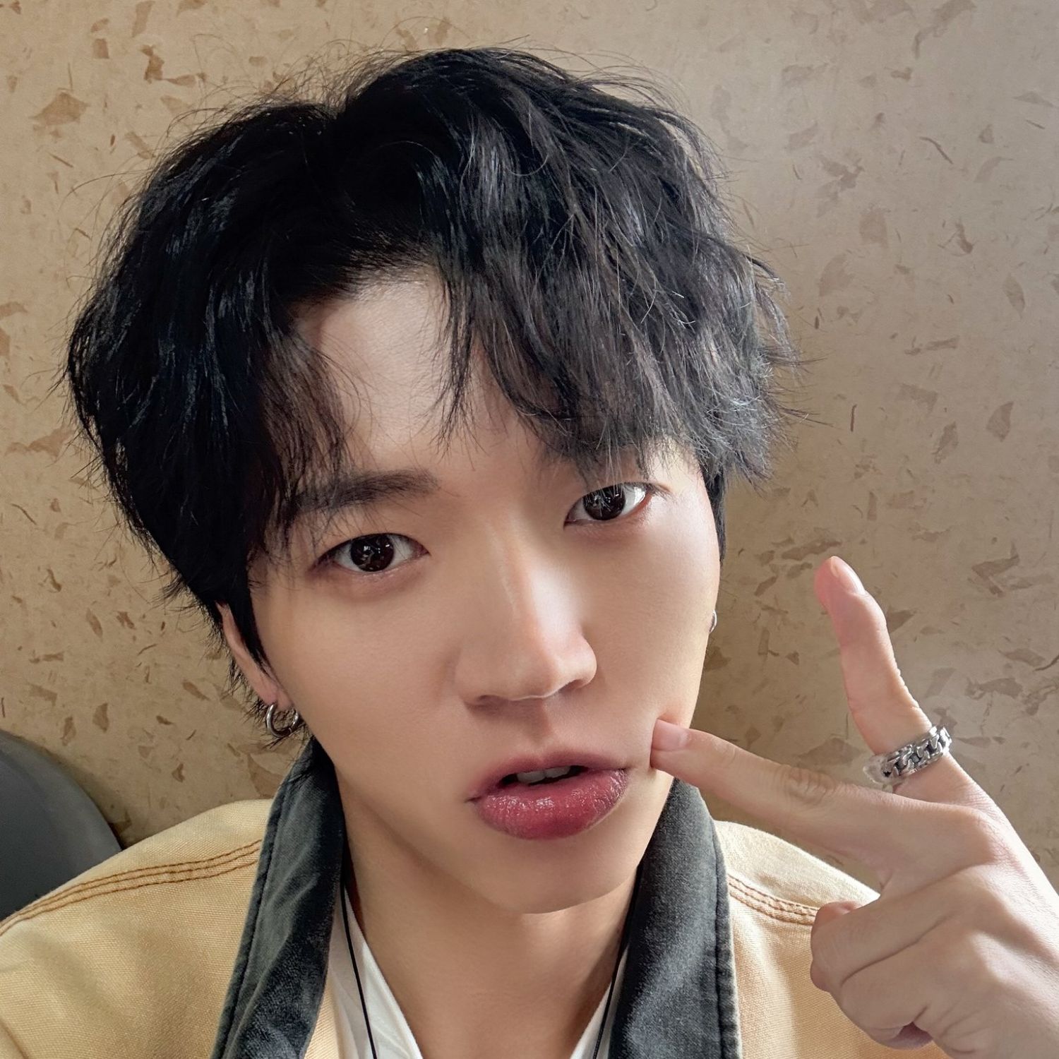 Behind-the-scenes cut of Nam Woohyun