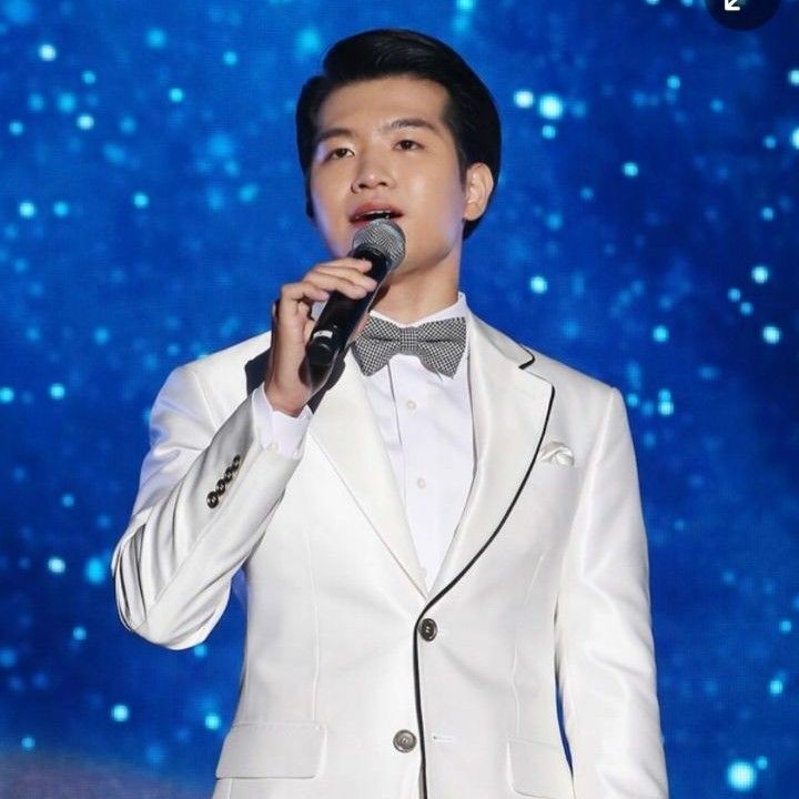 粉絲拍下的趙明燮瞬間