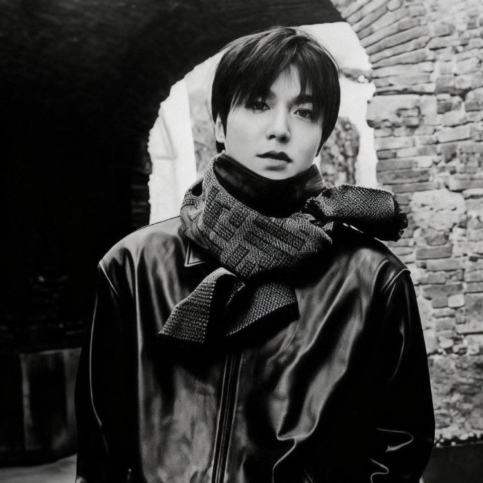 Recent activity shot of Lee Minho