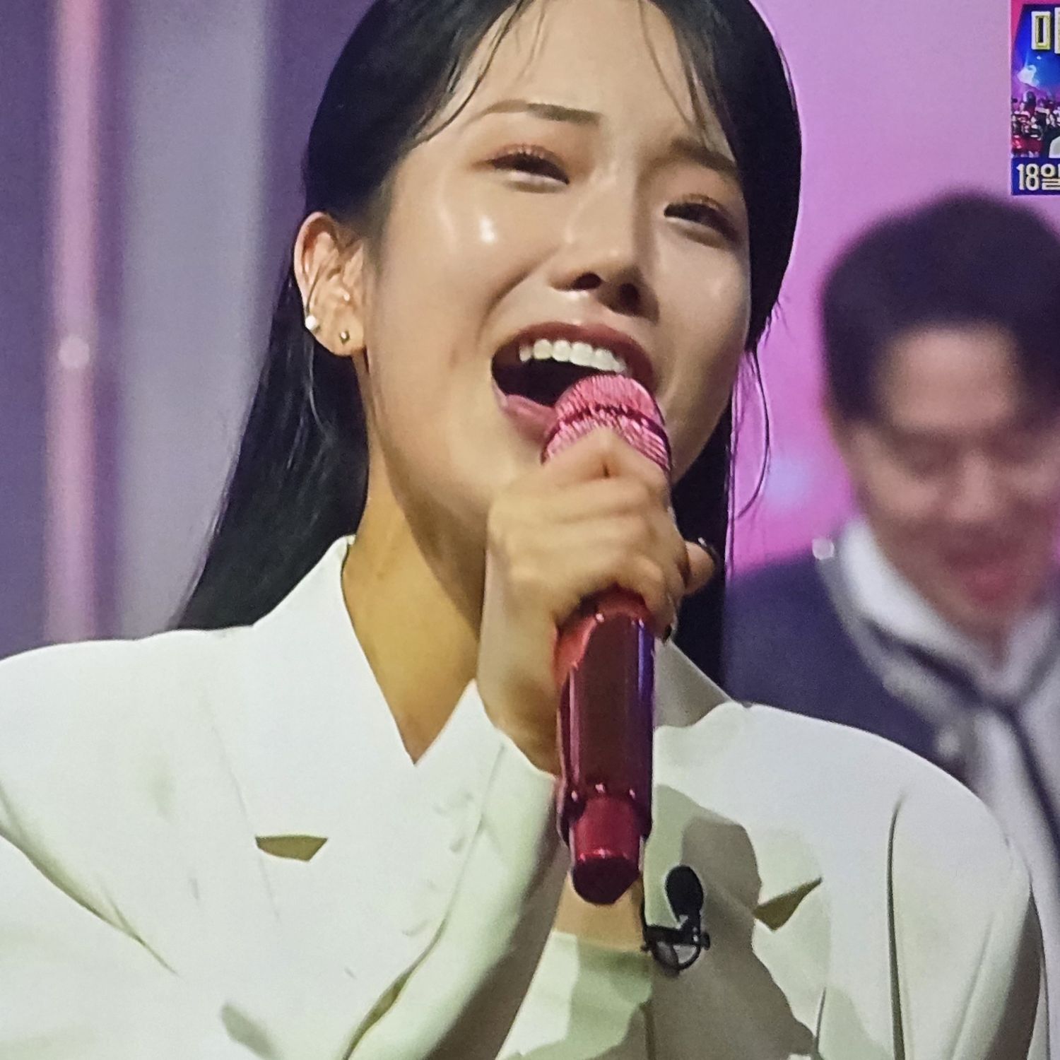 A moment captured by a fan of Kim Soyeon (2004)