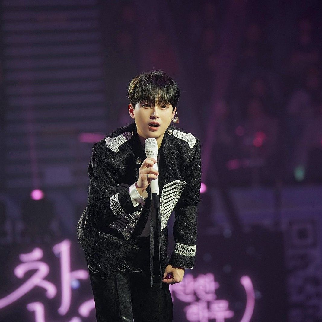 粉絲拍下的李燦元瞬間