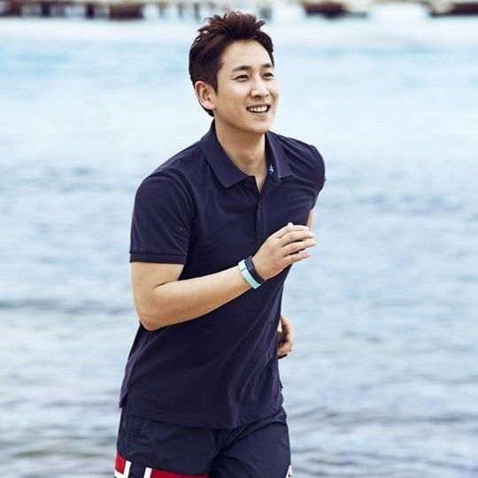 Latest photo of Lee Sunkyun